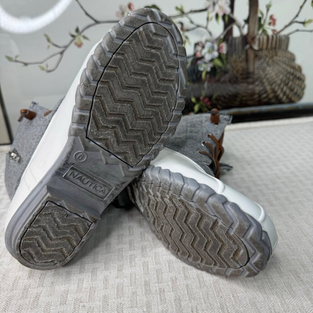 Nautica Womens Quilted Duck Boots Gray & White Size 6 - Picture 7 of 8